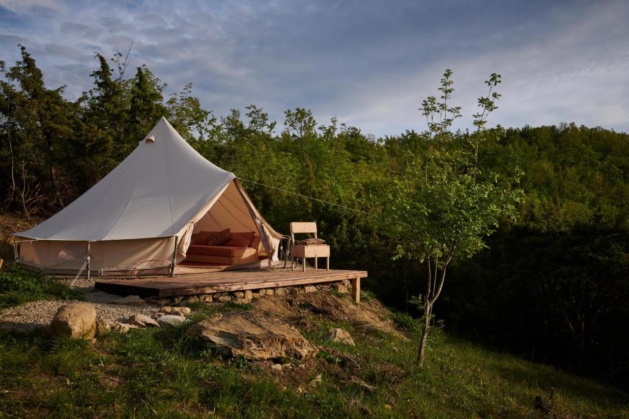 Agricola Ombra - Tents In Nature Otel Lajatico Dış mekan fotoğraf